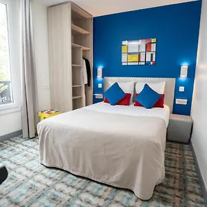 *** Otel Du Mont Dore Batignolles Fransa